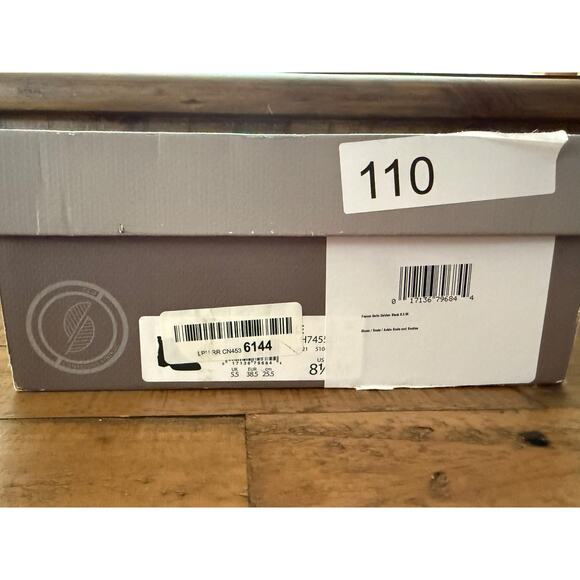 Franco Sarto Boots Women's SZ 8.5 Black Dalden Leather Ankle Booties Block Heel - Picture 2 of 13